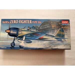 Academy 1/72 A6M5c Zero Fighter Type 52c WWII Military Airplane Model Kit 2176